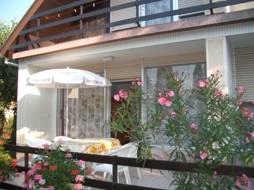 Appartementhaus KIS - Siófok - Urlaub am Plattensee am Golden Ufer