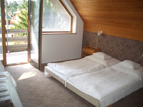 Appartementhaus KIS - Siófok - Urlaub am Plattensee am Golden Ufer